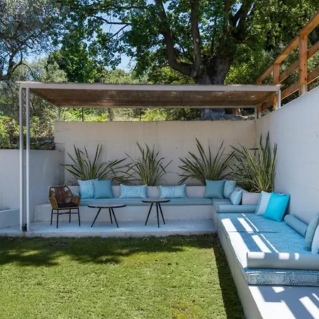 Dionysus Apartments & Suites Ierissos Exterior photo