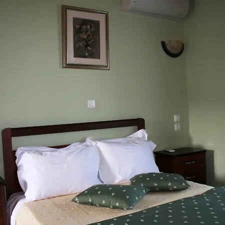Dionysus Apartments & Suites Ierissos Room photo