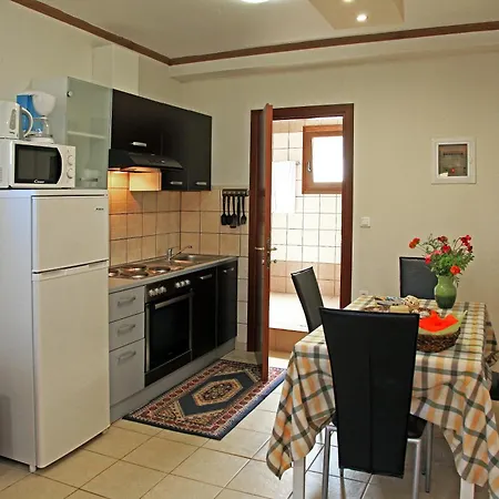 Dionysus Apartments & Suites Ierissos Room photo