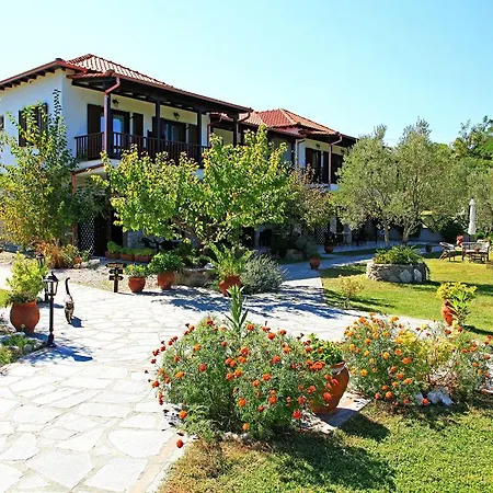 Dionysus Apartments & Suites Ierissos Exterior photo