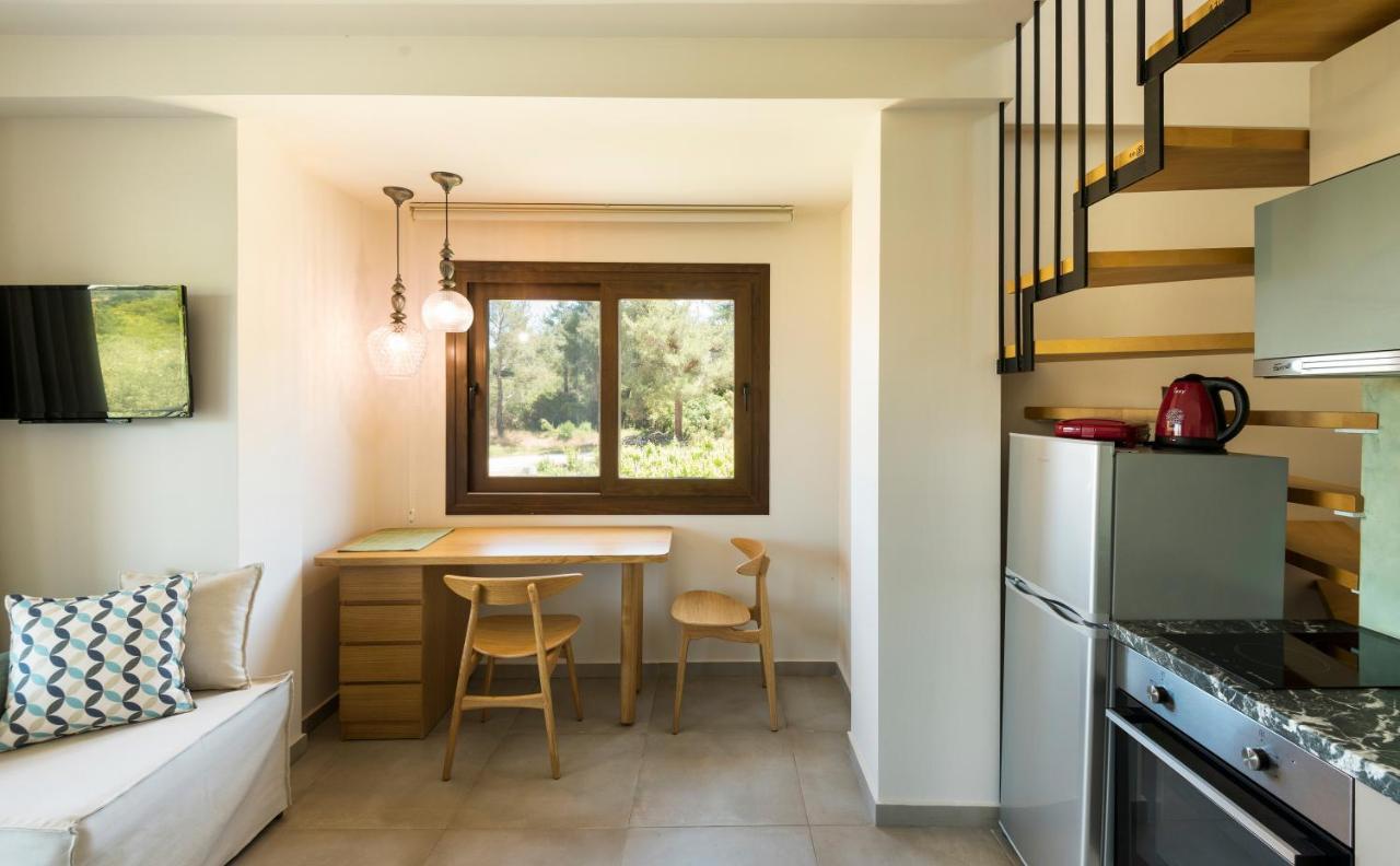 Apartment Dionysus &